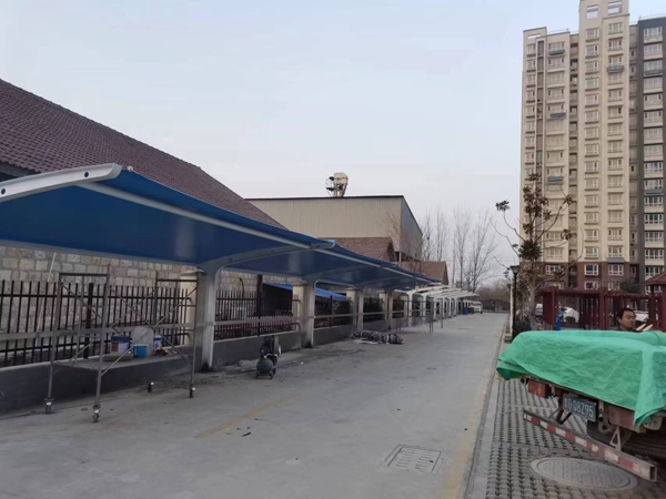 濟寧市魚臺縣王魯惠小區(qū)膜結(jié)構(gòu)工程車棚